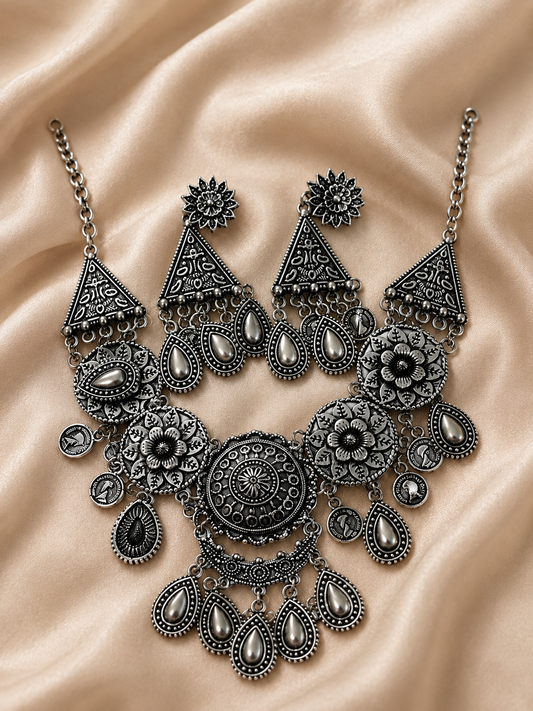 ✨ Oxidized Tribal Statement Necklace Set ✨