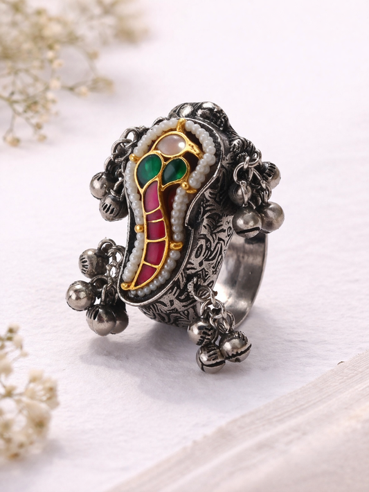 Nysha Ganesh Motif Ghungroo Ring