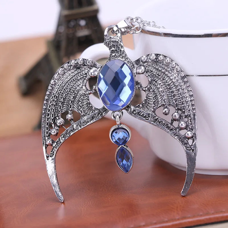 Simple Style Classic Style Wings Rhinestones Alloy  Pendant Necklace