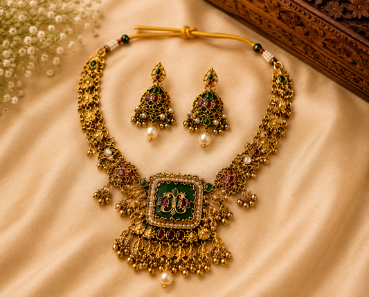 Royal Emerald Temple Necklace Set